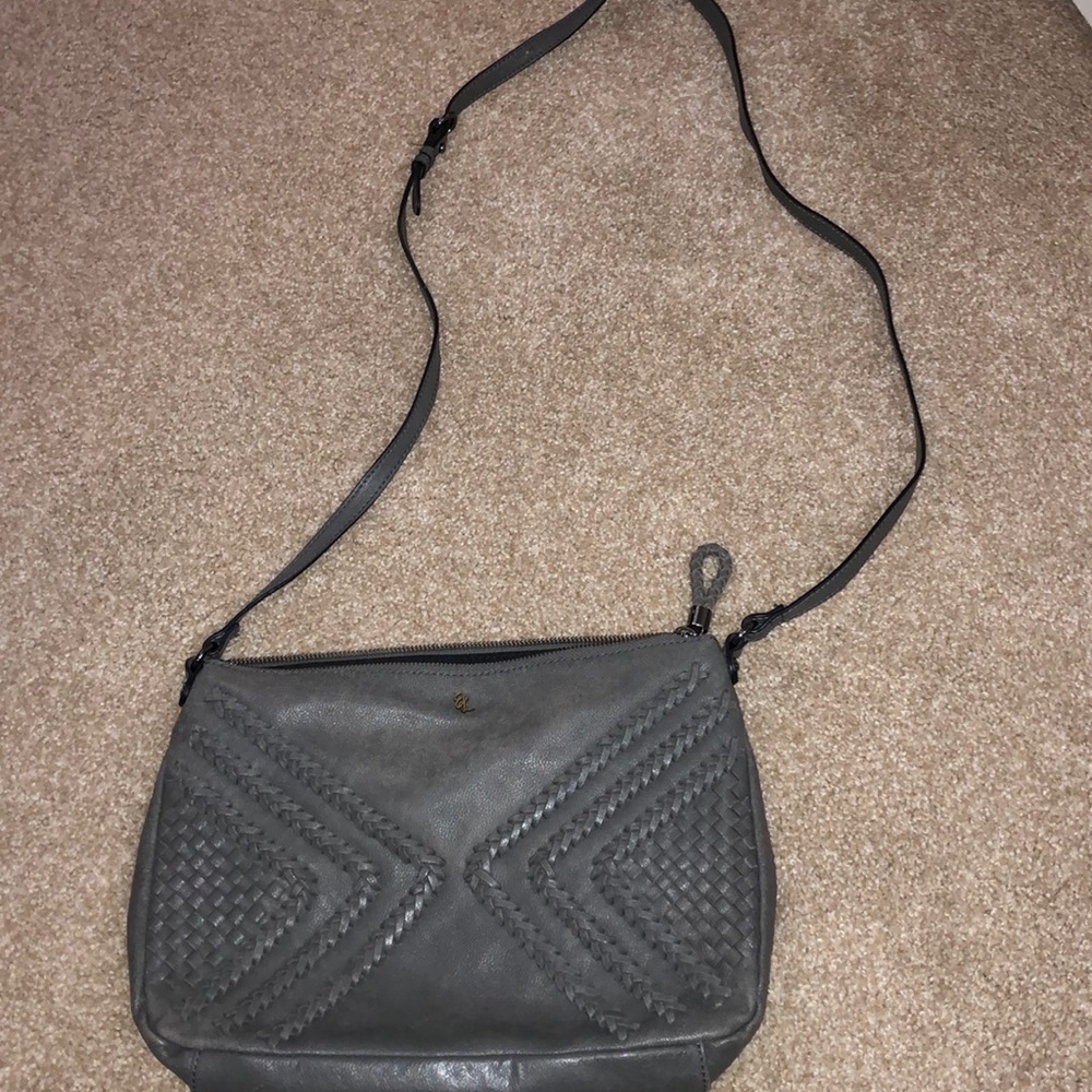 Elliott Lucca crossbody, EUC. Grey